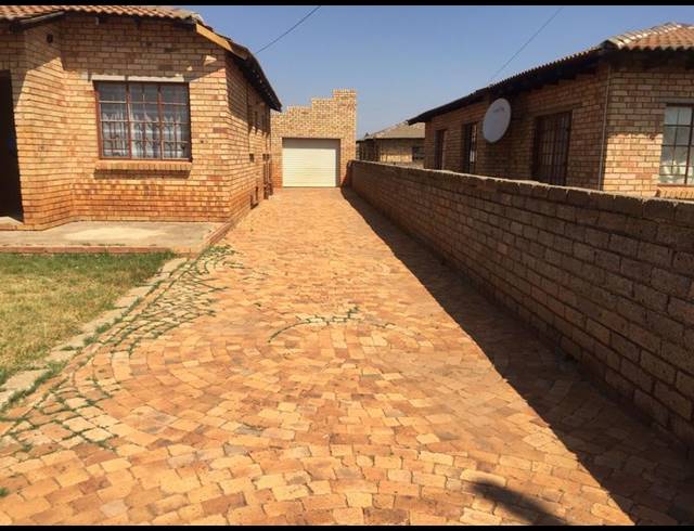 3 BEDROOM HOUSE FOR SALE IN MID ENNERDALE